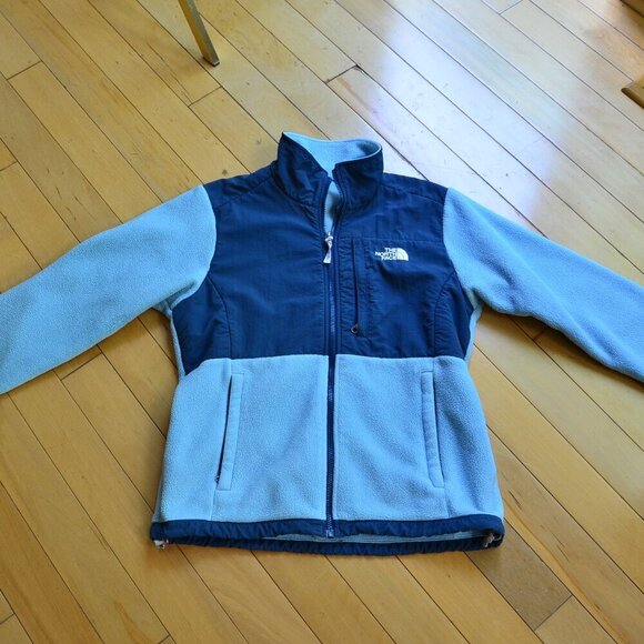 North Face Women’s Fleece Jacket Navy/Light Blue Colors Size M - Picture 1 of 12